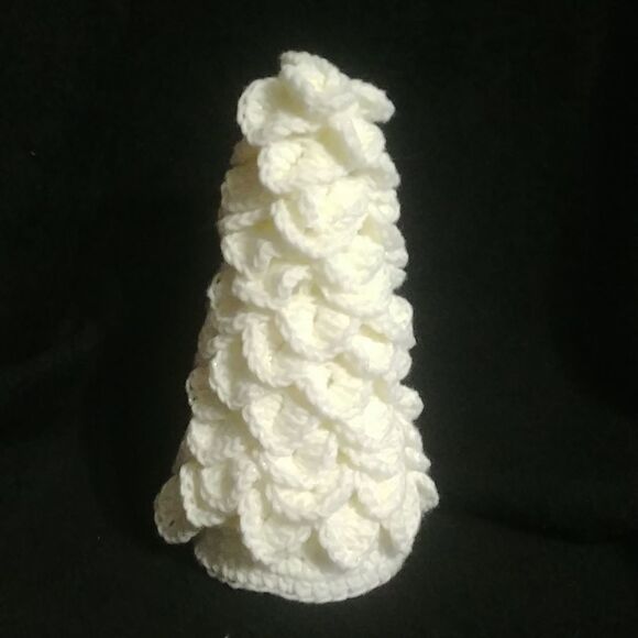 Handmade Crocheted White Christmas tree - Picture 1 of 6